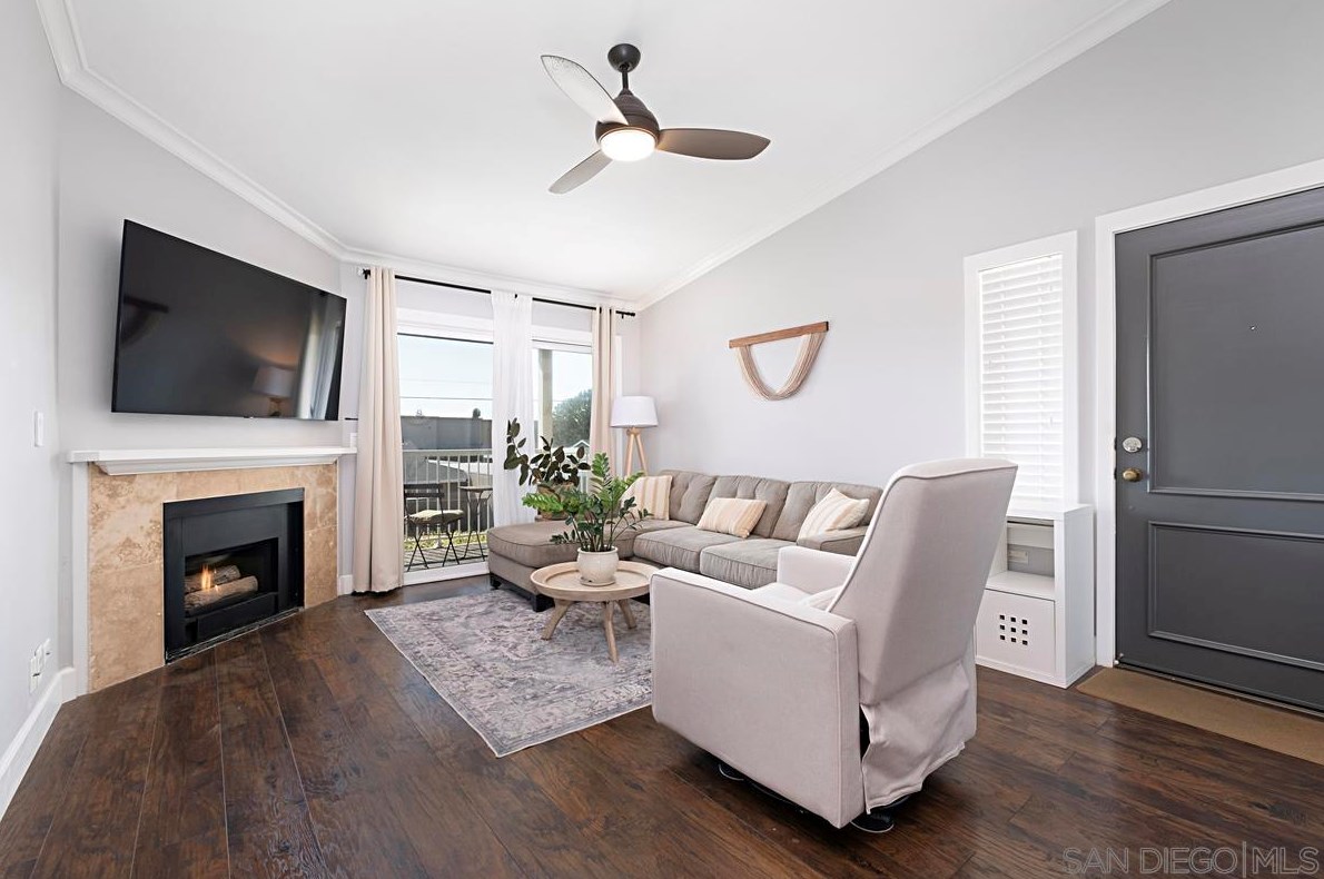 1181 Packers Cir 122, Tustin, CA 92780