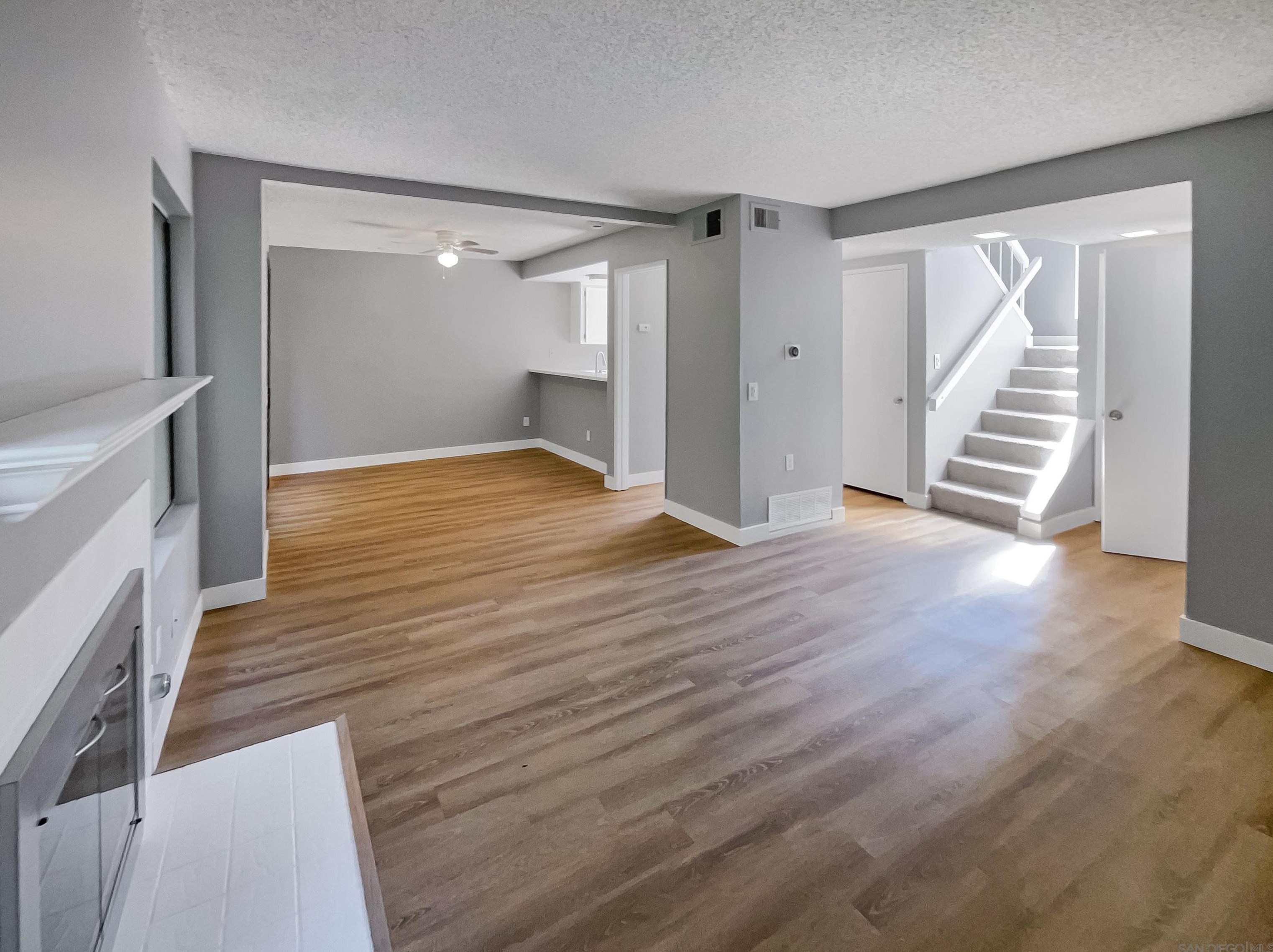 140 E E El Norte Pkwy 21, Escondido, CA 92026