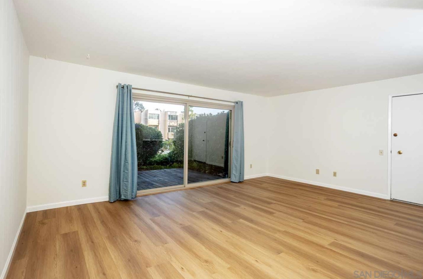 5700 Baltimore Dr 182, La Mesa, CA 91942