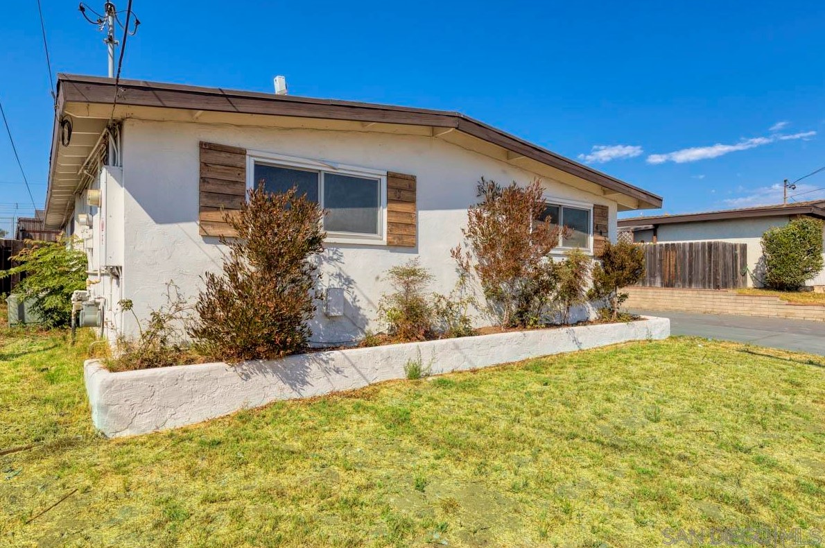 445 E Naples St, Chula Vista, CA 91911
