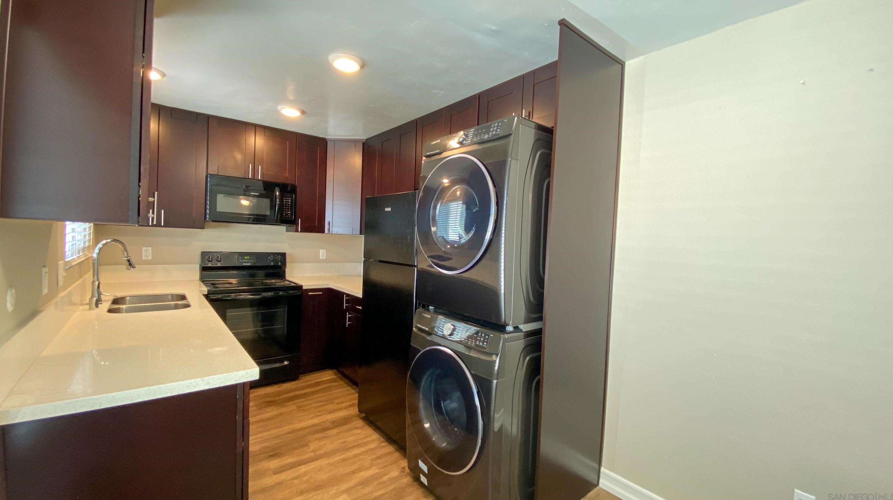 3622 43rd St, San Diego, CA 92105-3565