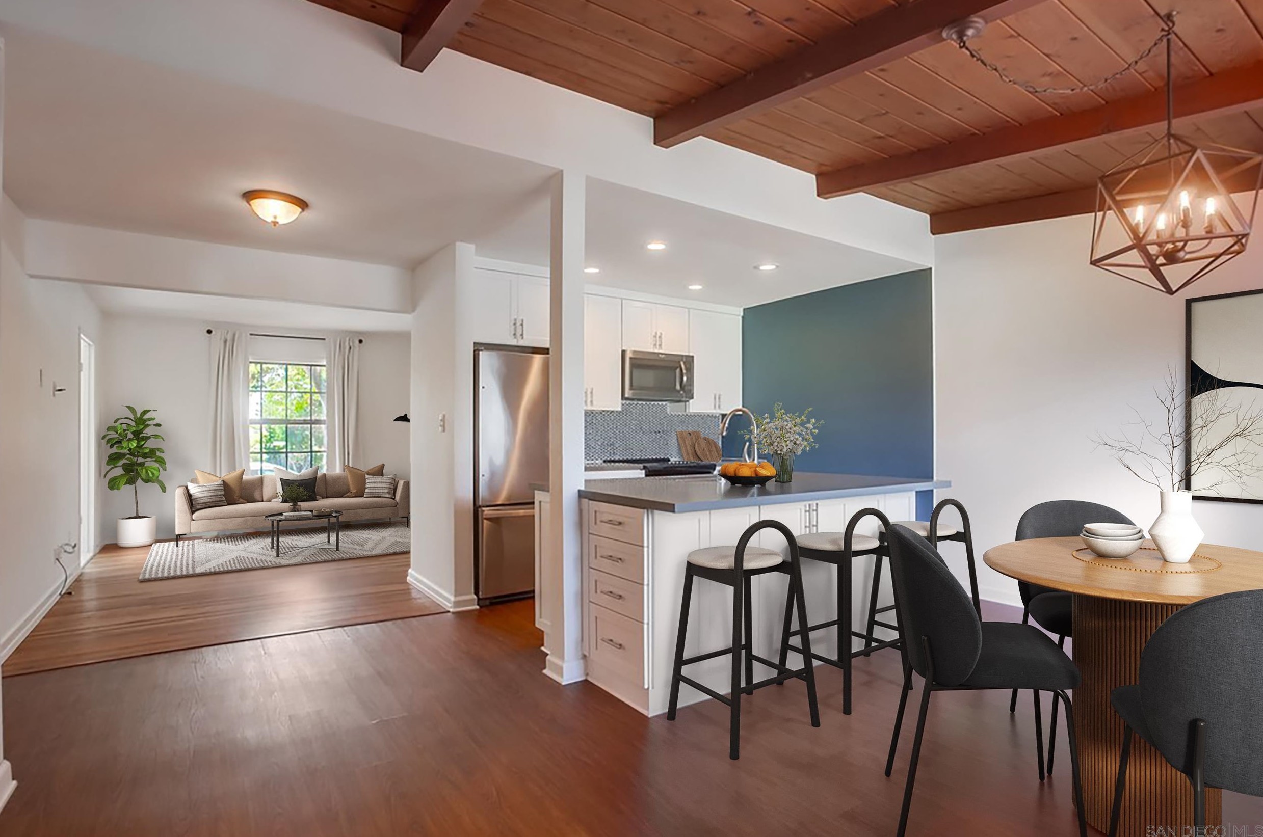 1760 Pacific Beach Dr, San Diego, CA 92109-6047