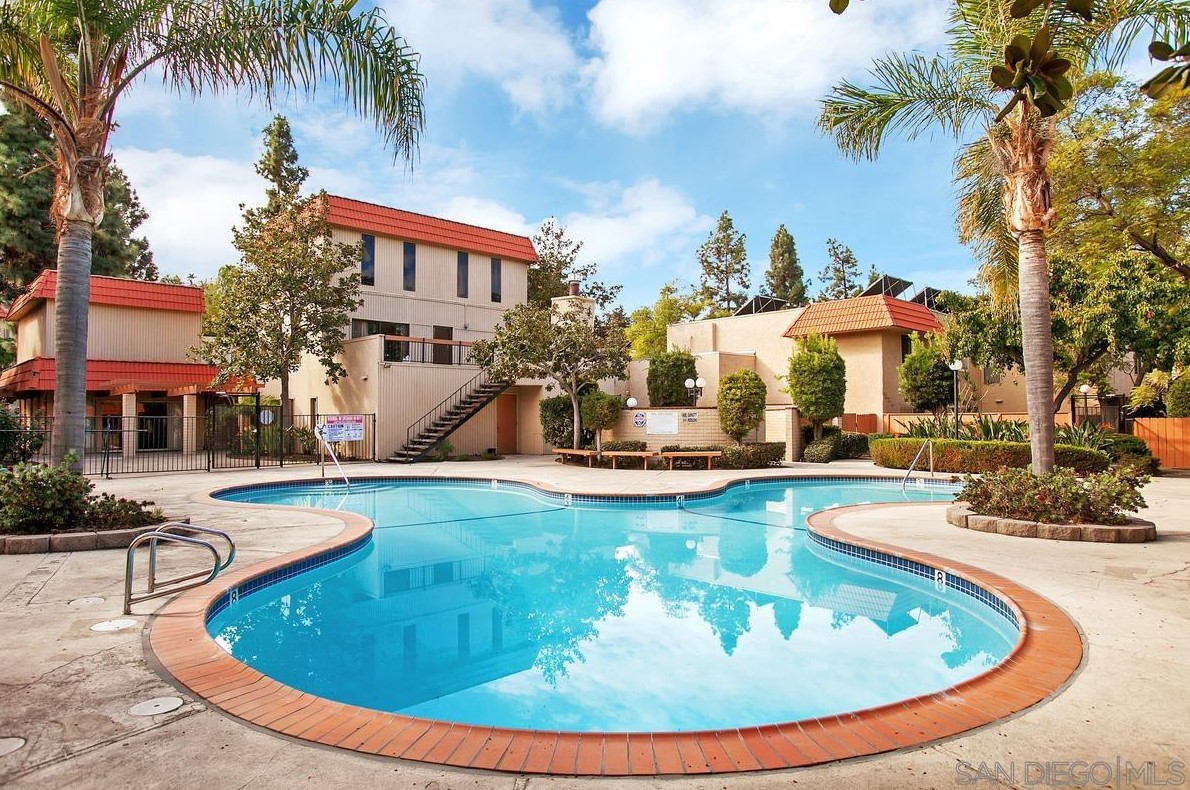 6783 Alvarado Rd, San Diego CA  92120-5271 exterior