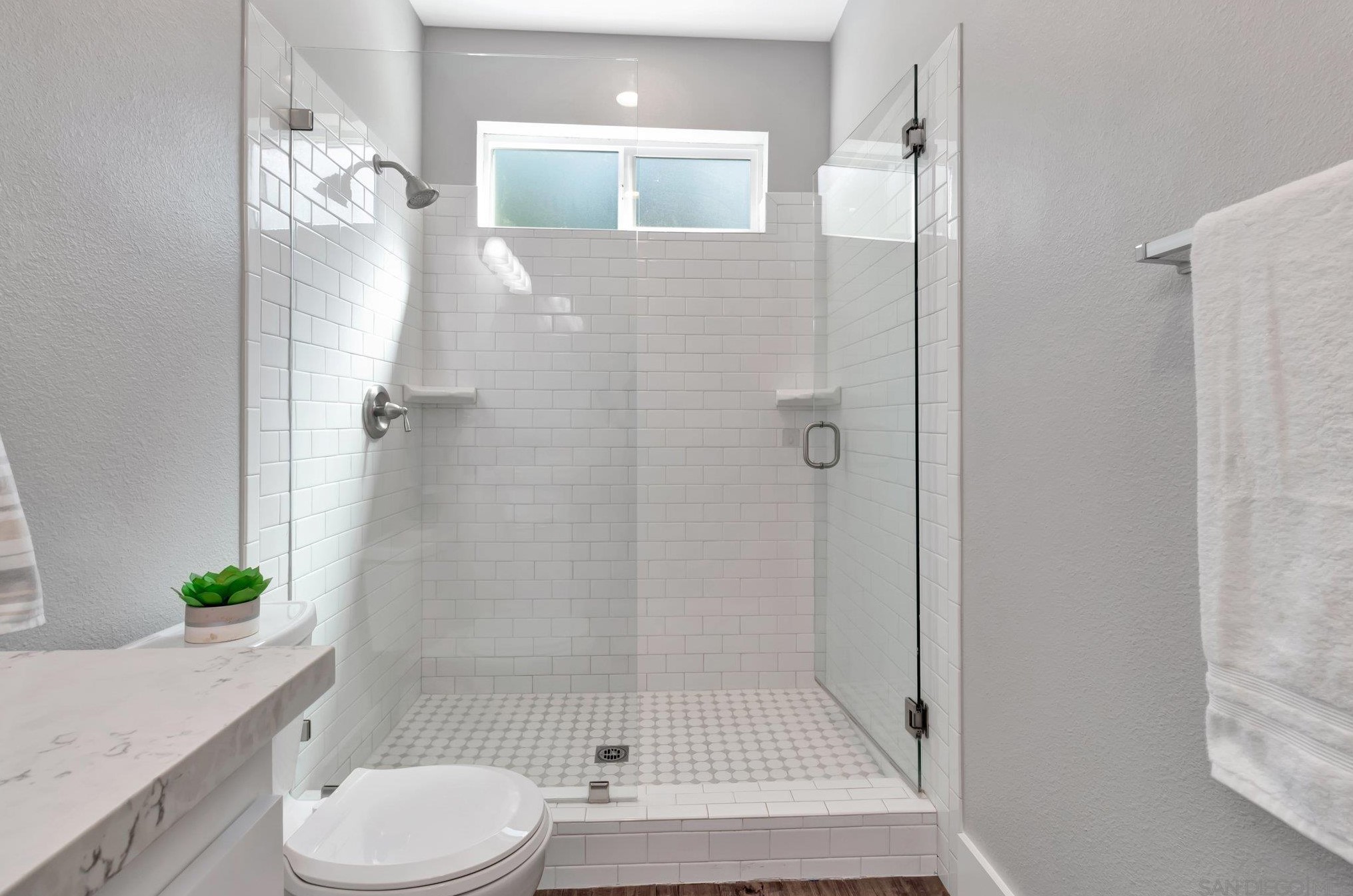 4225 J St, San Diego CA  92102-4411 exterior