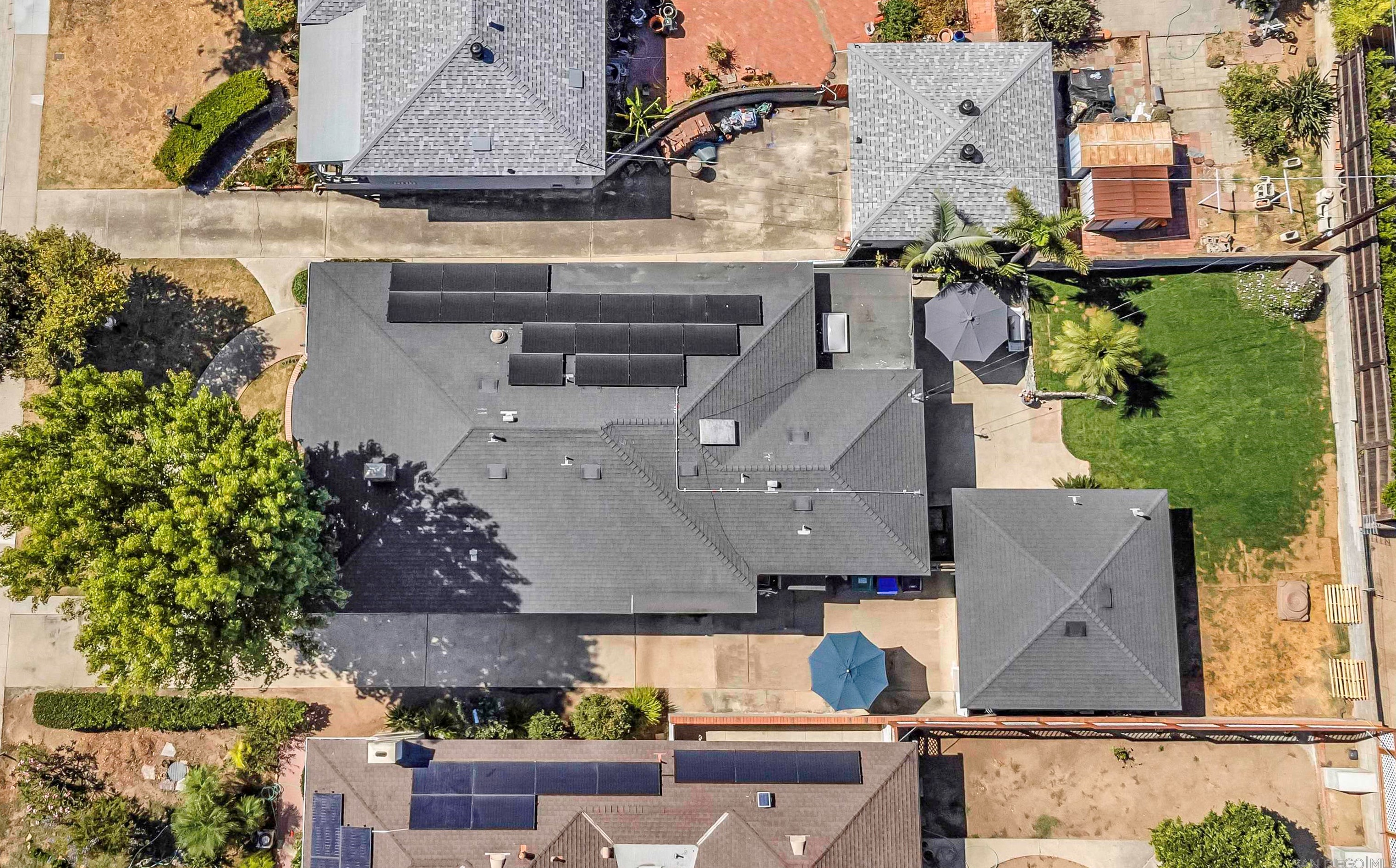 2016 Law St, San Diego, CA 92109-3464
