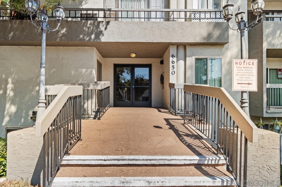 6650 Amherst St 9c, San Diego, CA 92115