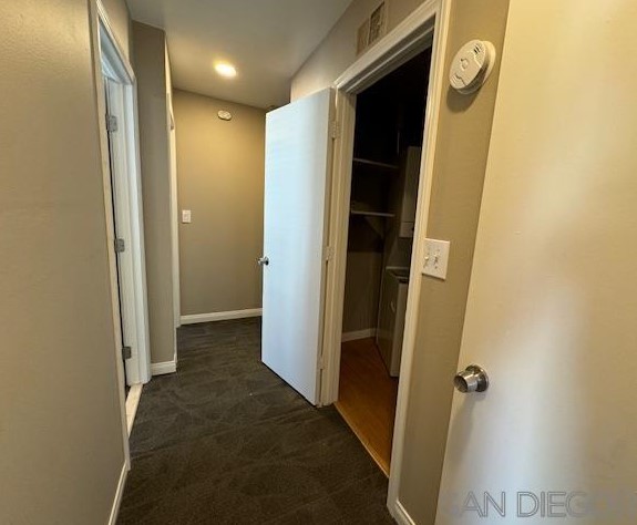 6696 Omega Dr, San Diego CA  92139-3847 exterior