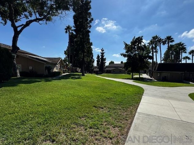 6696 Omega Dr, San Diego CA  92139-3847 exterior
