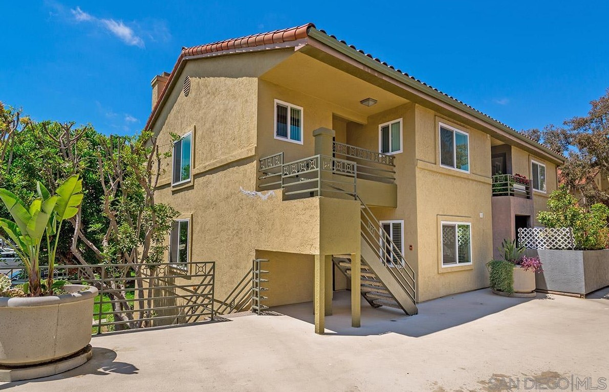 7565 Charmant Dr, San Diego, CA 92122