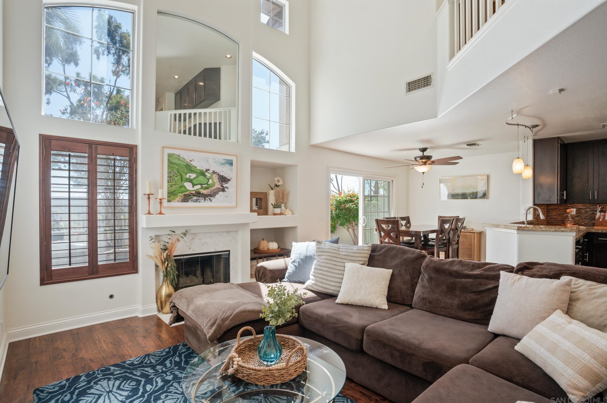 1295 El Mercado Way, Oceanside, CA 92057-7814