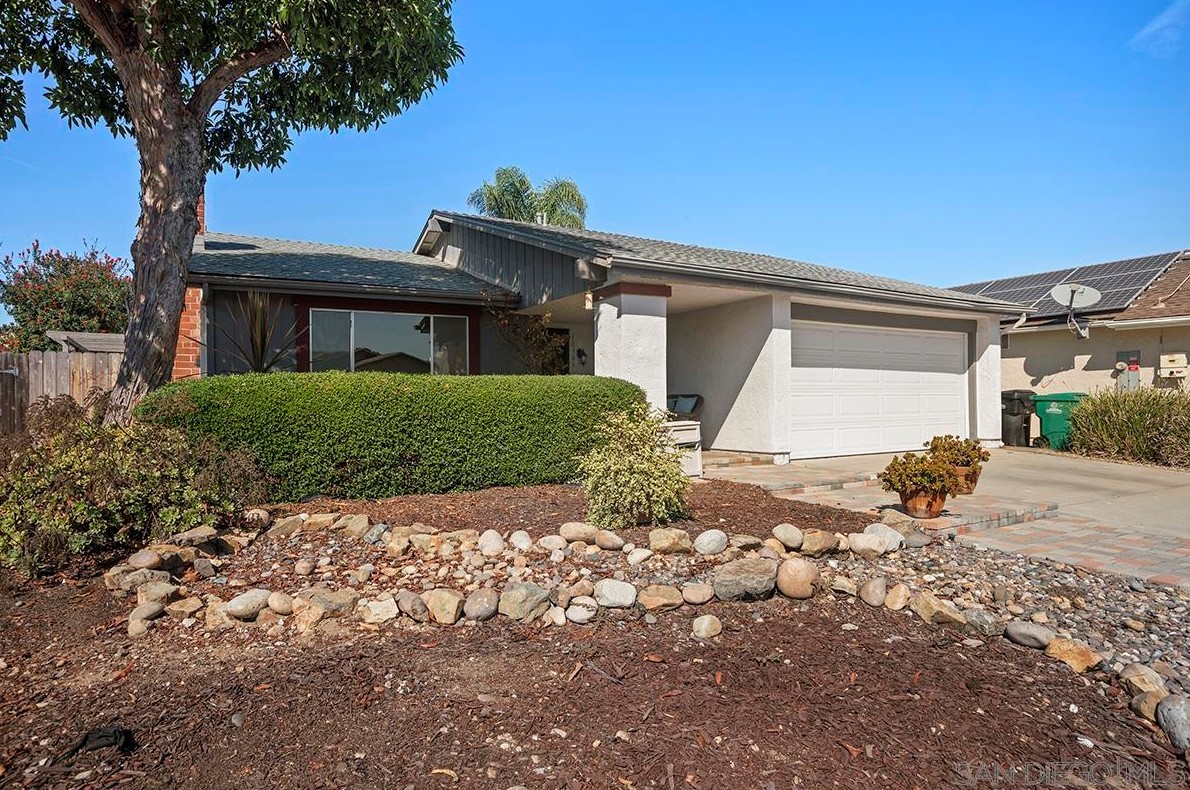 10386 Baccus Ct, San Diego, CA 92126