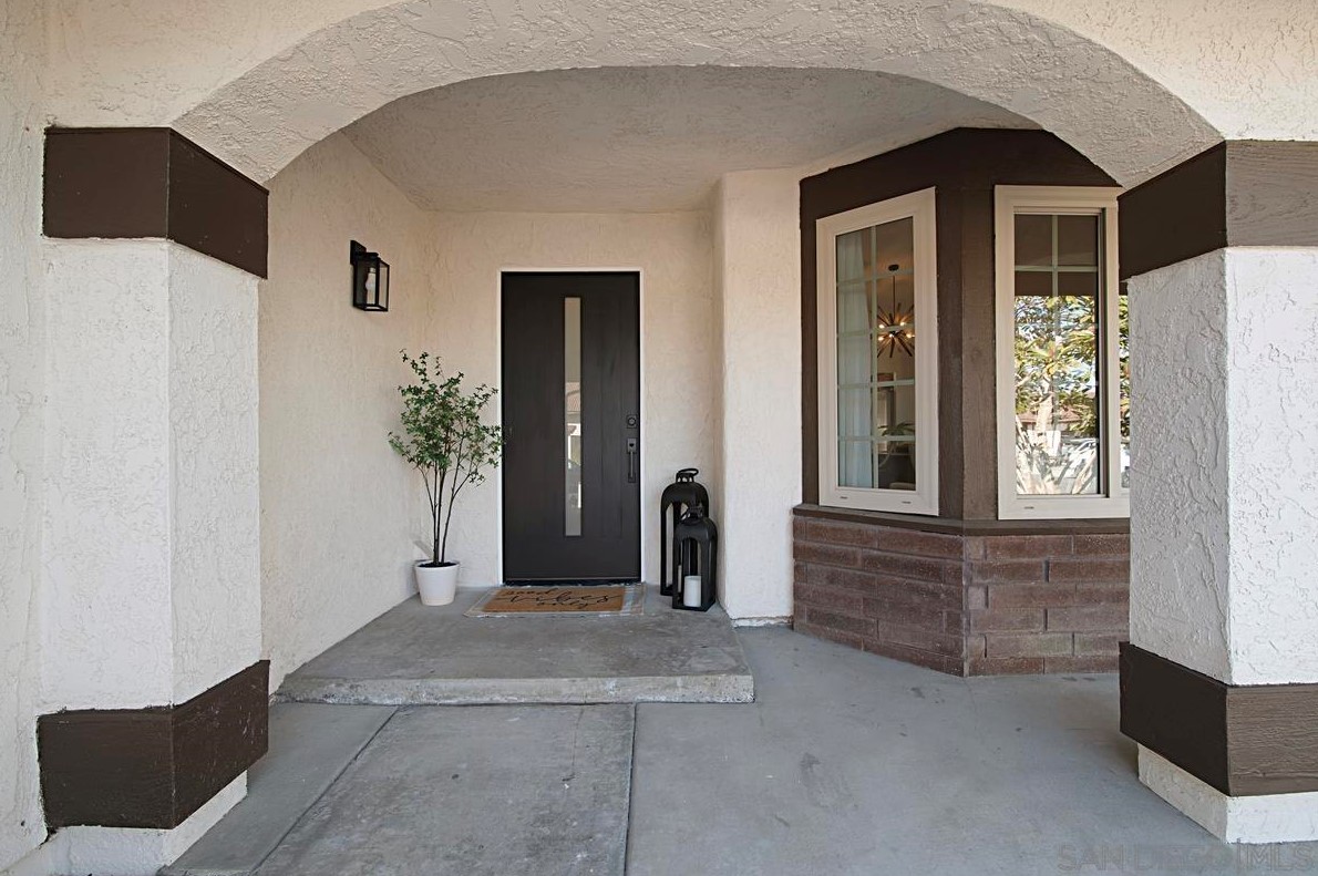 7726 Acama Pl, San Diego, CA 92126