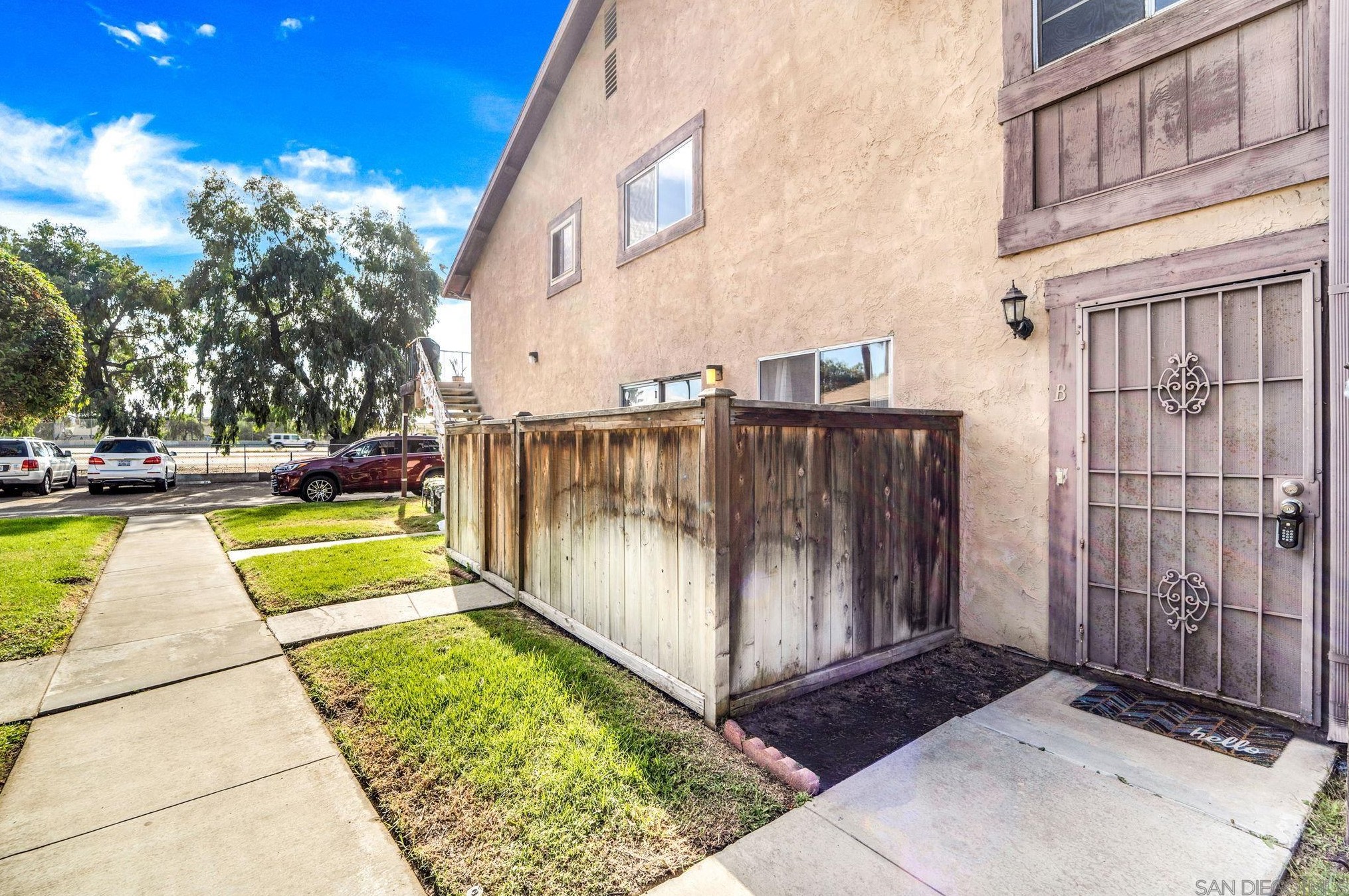 1322 W San Ysidro Blvd B, San Diego, CA 92173