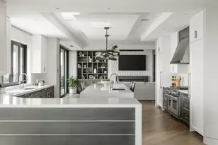 5416 Candlelight Dr, La Jolla, CA 92037 - Photo 10