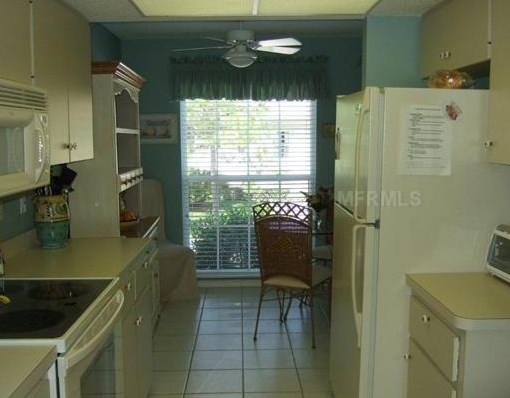 4361 Longmeadow # 26, Sarasota, FL