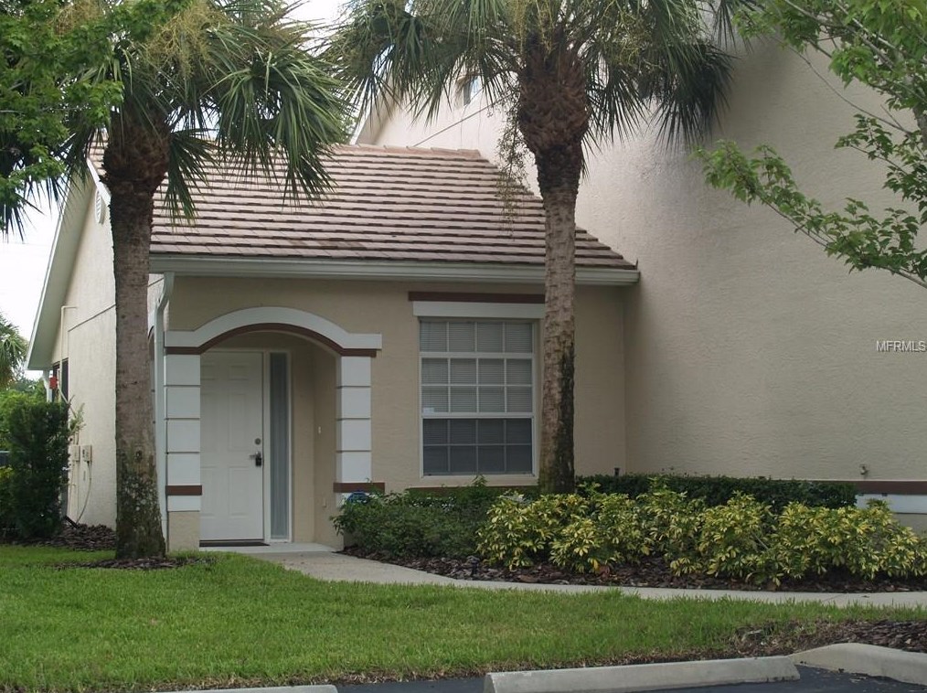 6333 Bay Cedar Ln #101, Bradenton, FL 34203