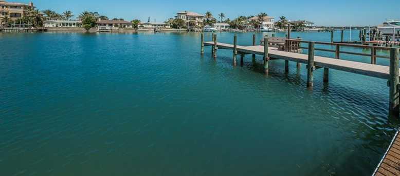 429 22nd Street Belleair Beach Fl 33786 Mls U7851209 Coldwell 429 22nd Street Photo 2