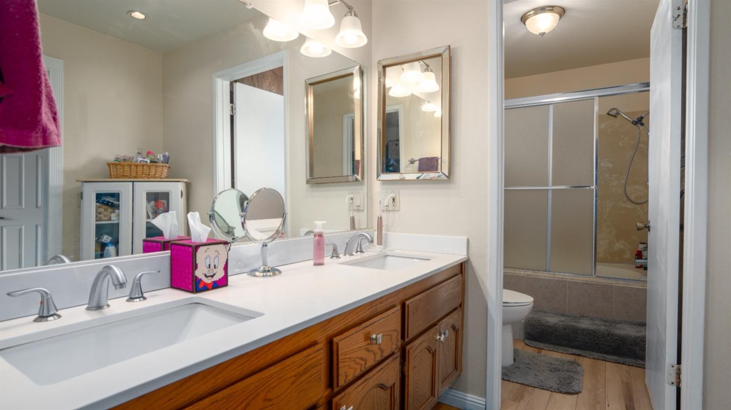 8420 Conover Dr, Citrus Heights CA  95610-0838 exterior