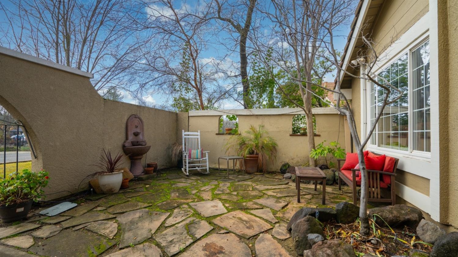 8420 Conover Dr, Citrus Heights CA  95610-0838 exterior