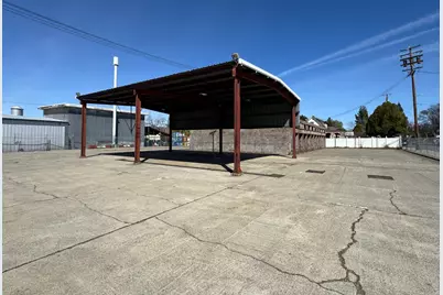 11 E Abbey Street, Winters, CA 95694 - Photo 8