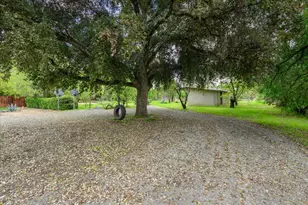 39913 Sharon Ave, Davis, CA 95616 - Photo 2