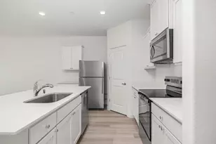 5077 E Turin Ct, Stockton, CA 95215 - Photo 4