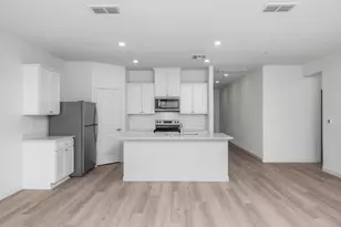 5077 E Turin Ct, Stockton, CA 95215 - Photo 2