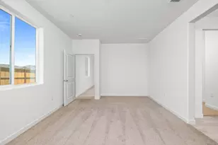 5077 E Turin Ct, Stockton, CA 95215 - Photo 8