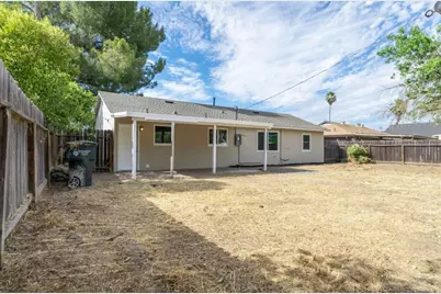 690 Acacia Avenue, Sacramento, CA 95815 - Photo 16