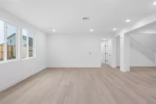 2009 Gentle Rain Dr, Roseville, CA 95747 - Photo 12