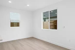 2009 Gentle Rain Dr, Roseville, CA 95747 - Photo 18