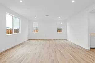 1721 London Wy, Plumas Lake, CA 95961 - Photo 10