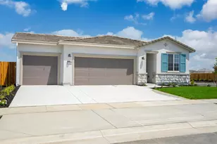 1095 Camomile Dr, Plumas Lake, CA 95961 - Photo 2