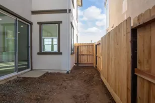 8393 Eleodoro Wy, Elk Grove, CA 95757 - Photo 34