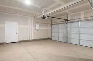 8393 Eleodoro Wy, Elk Grove, CA 95757 - Photo 32