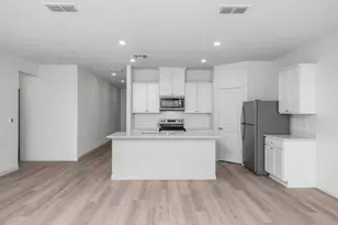 918 S Mylea Ct, Stockton, CA 95215 - Photo 2