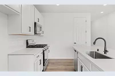 879 Osprey Drive, Lathrop, CA 95330 - Photo 12