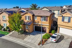 873 Willow Bridge Dr, Folsom, CA 95630 - Photo 2