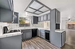 2224 Northridge Dr, Modesto, CA 95350 - Photo 16