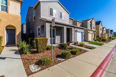 301 Maidenbrook Lane, Sacramento, CA 95823 - Photo 2