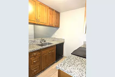 3941 Madison Avenue #111, North Highlands, CA 95660 - Photo 6