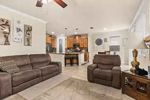 8325 Almadine Dr, Sacramento, CA 95829 - Photo 22