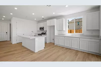 1056 Carson River Court, Lathrop, CA 95330 - Photo 14