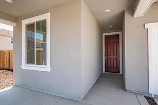 1056 Carson River Ct, Lathrop, CA 95330 - Photo 2