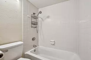 8664 Daimler Way, Sacramento, CA 95828 - Photo 18