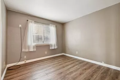 8664 Daimler Way, Sacramento, CA 95828 - Photo 14