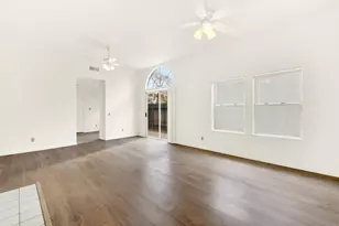 8609 Valley Rim Way, Antelope, CA 95843 - Photo 16