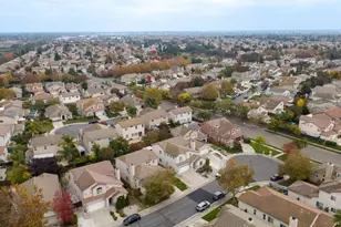 9633 Spring Breeze Ct, Elk Grove, CA 95757 - Photo 36