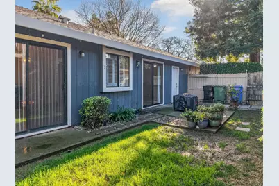 6765 Koster Way, Elk Grove, CA 95758 - Photo 32