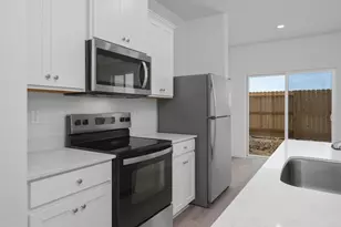 821 Chatham Ln, Patterson, CA 95363 - Photo 4